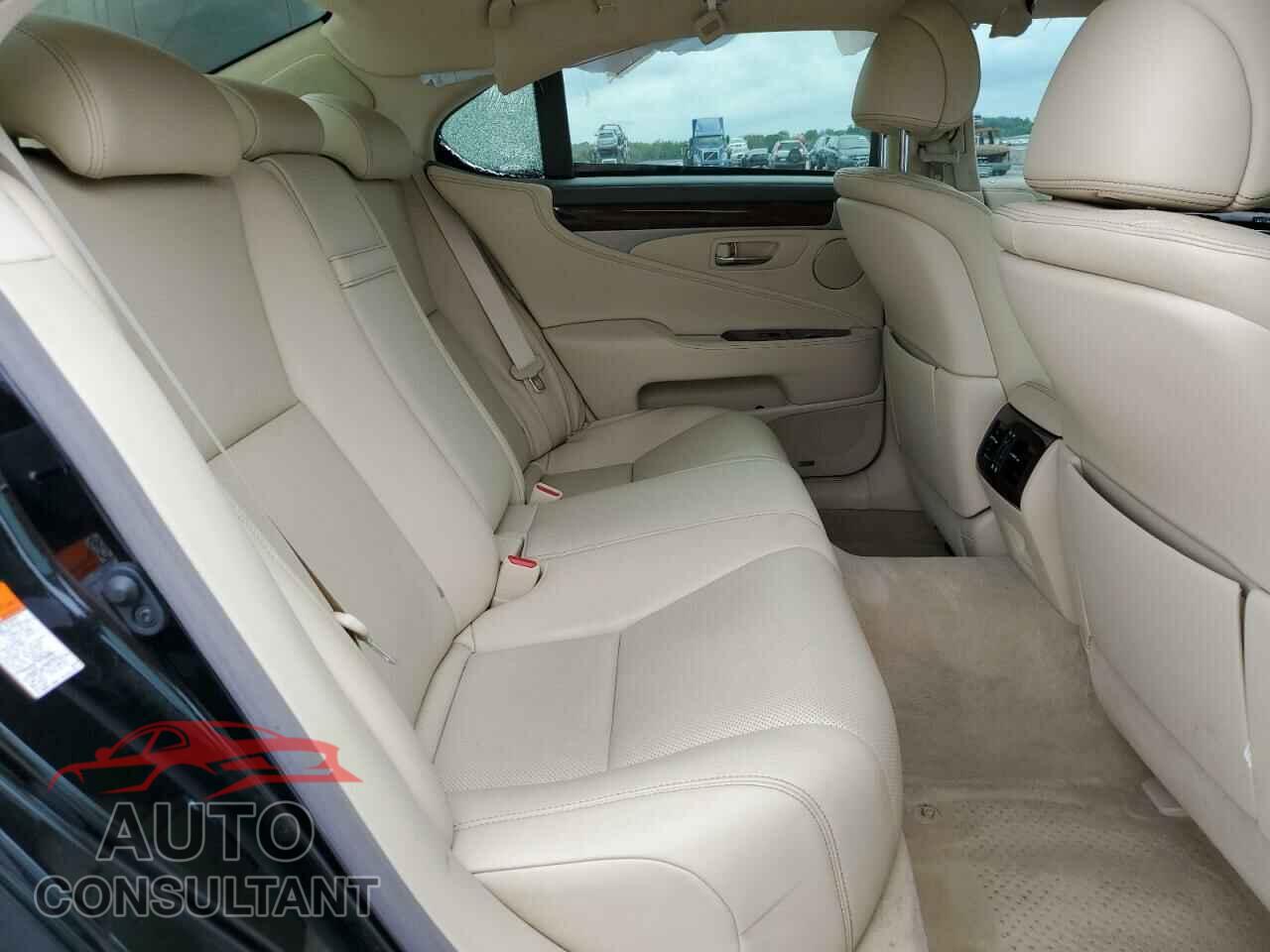 LEXUS LS460 2016 - JTHBL5EF9G5140845