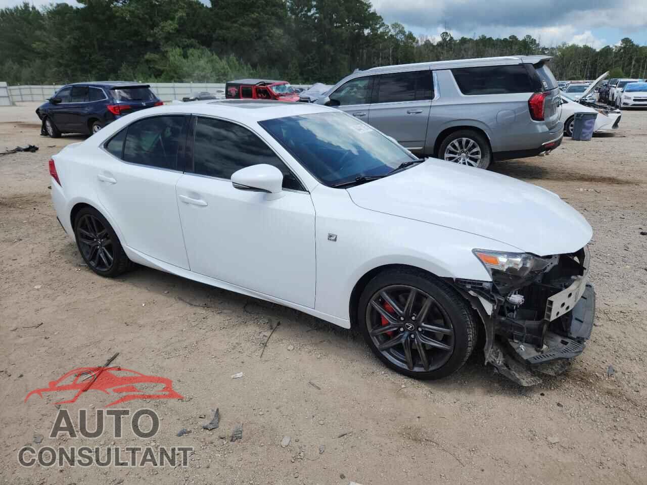 LEXUS IS 2014 - JTHBE1D25E5000368