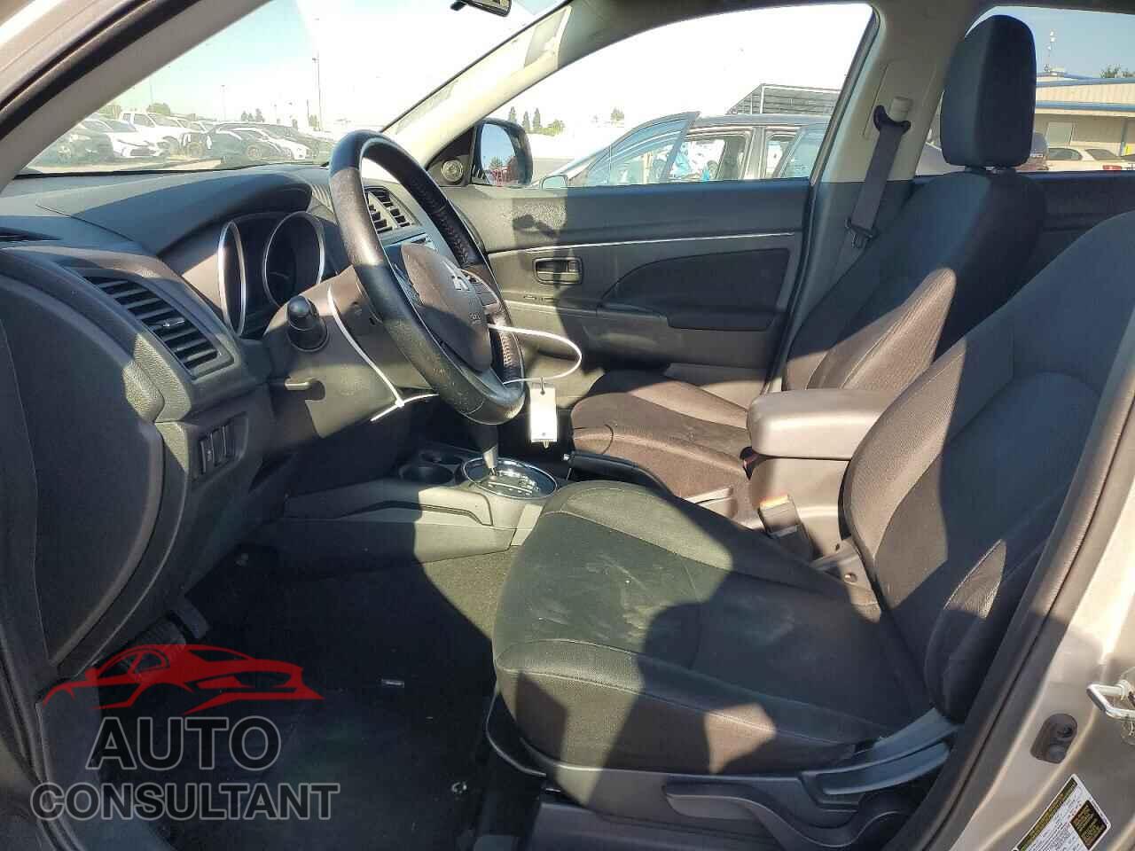 MITSUBISHI OUTLANDER 2015 - 4A4AR3AUXFE039924
