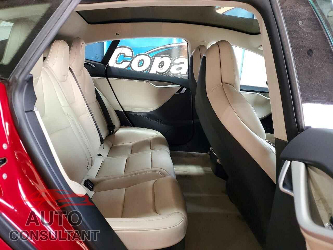 TESLA MODEL S 2017 - 5YJSA1E26HF230421