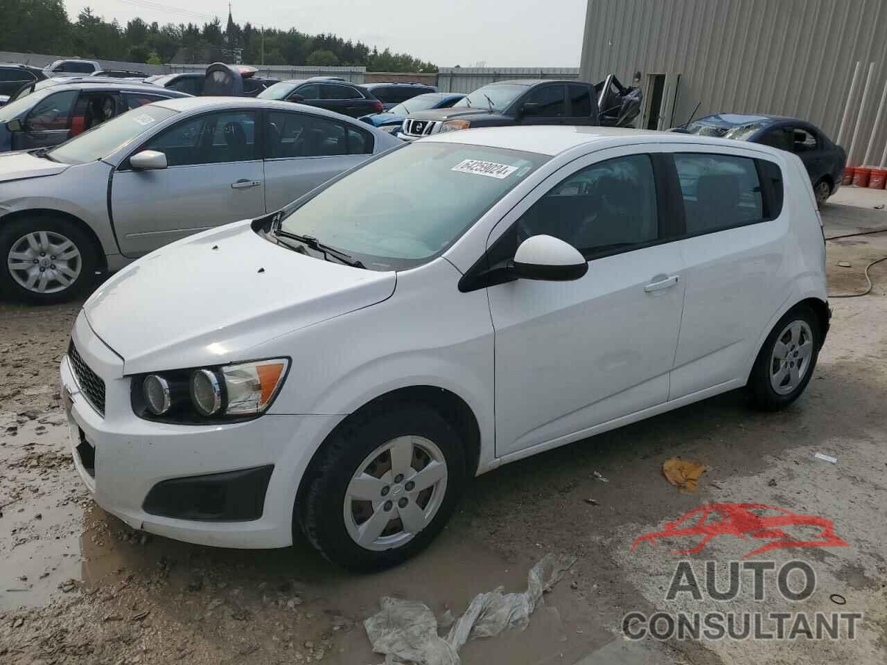 CHEVROLET SONIC 2016 - 1G1JA6SH0G4176405