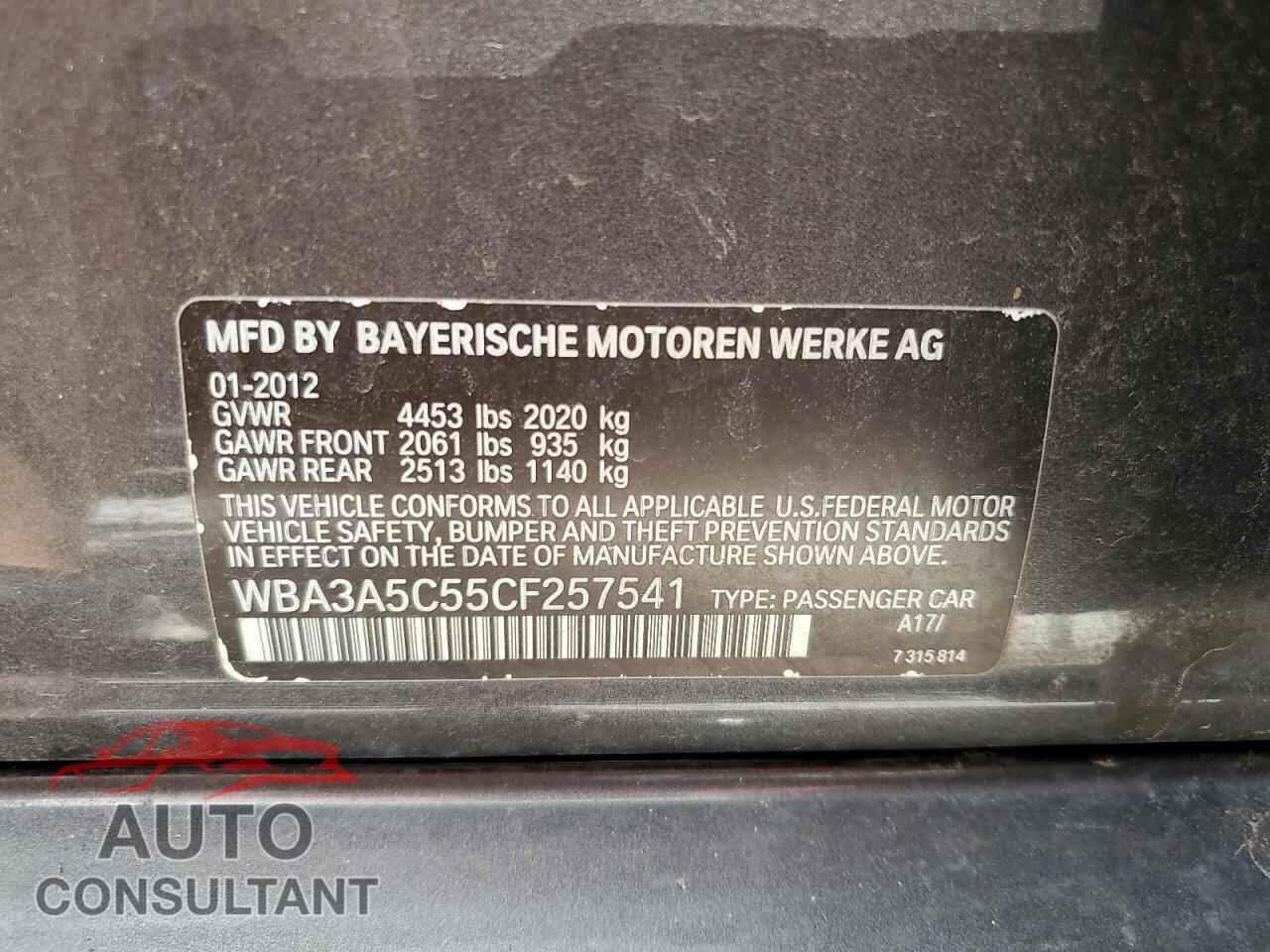 BMW 3 SERIES 2012 - WBA3A5C55CF257541