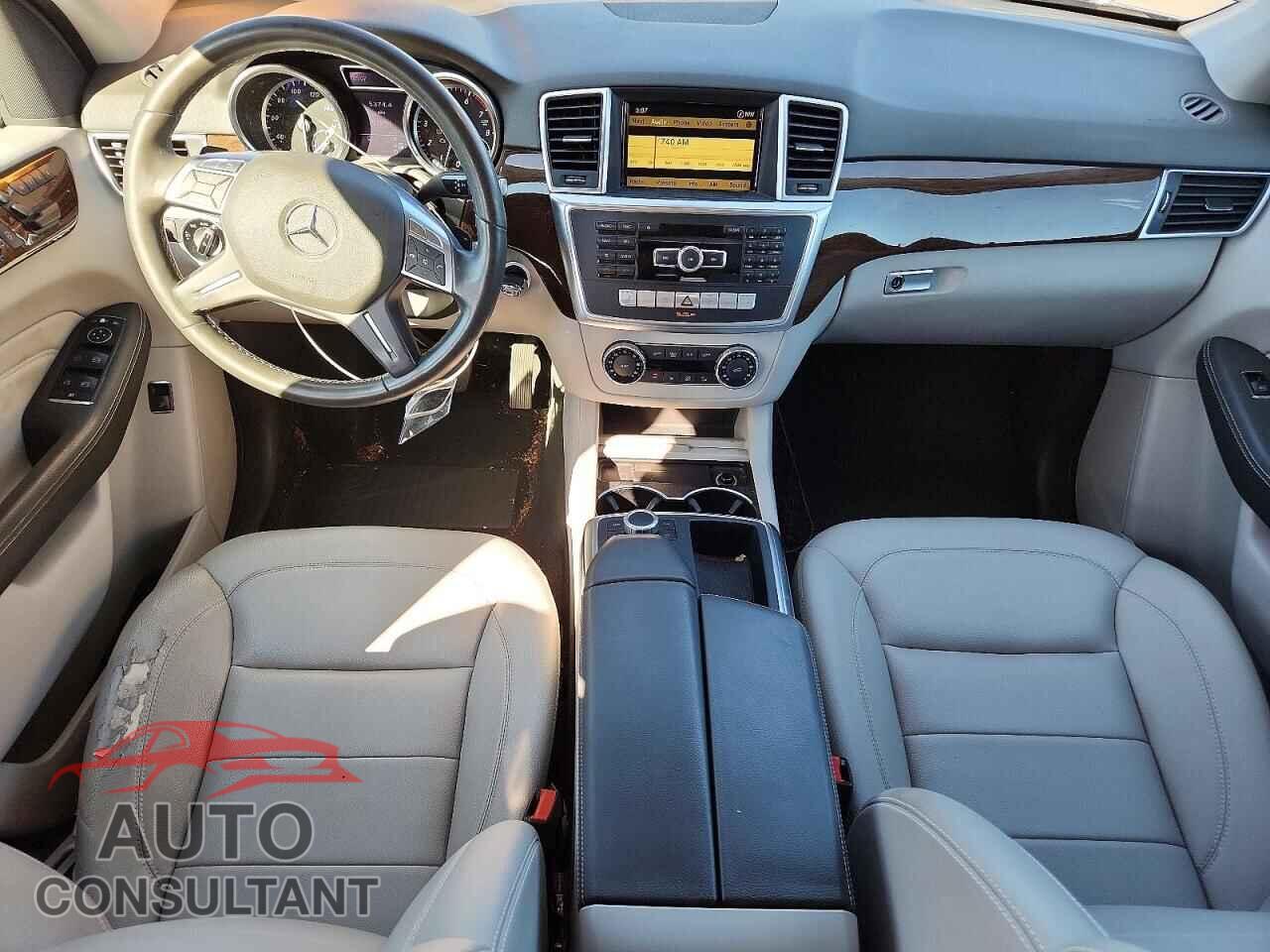 MERCEDES-BENZ M-CLASS 2012 - 4JGDA5HB7CA026011