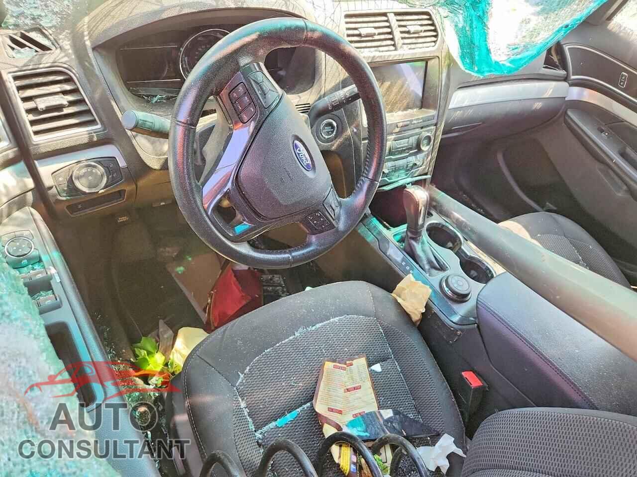 FORD EXPLORER 2017 - 1FM5K8D8XHGA52121