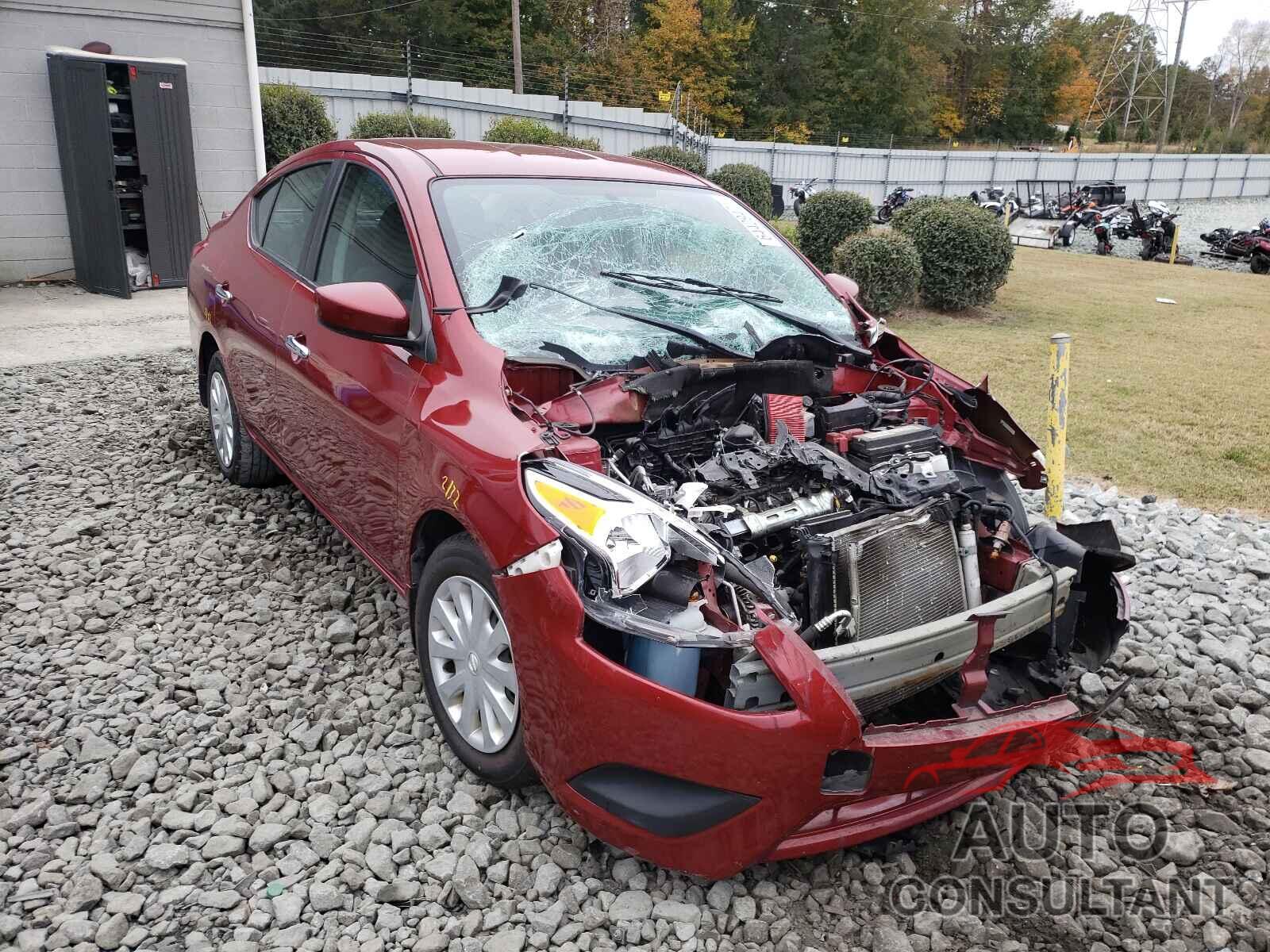 NISSAN VERSA 2018 - 3N1CN7APXJL875113