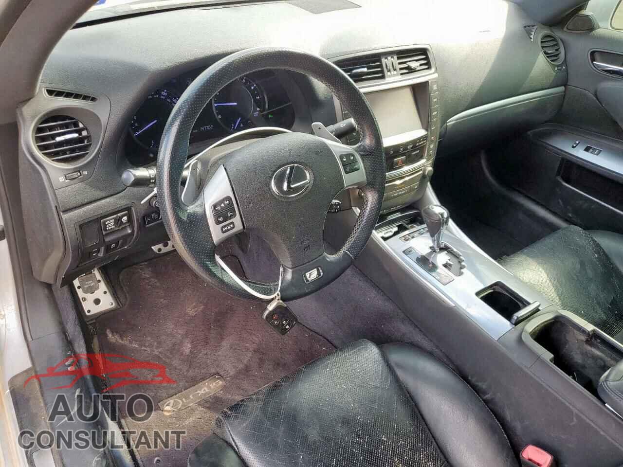 LEXUS IS 2013 - JTHFE2C26D2509006