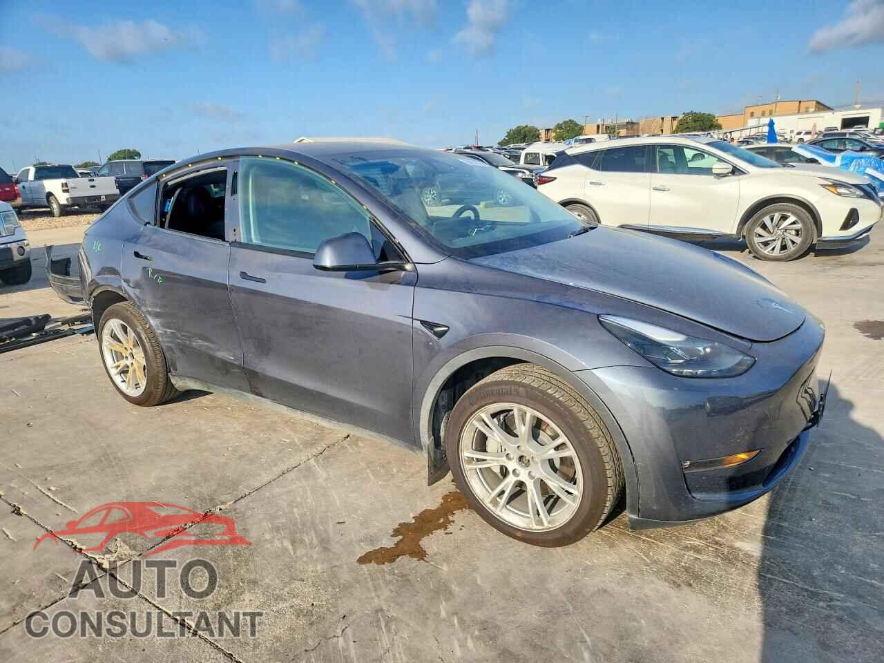 TESLA MODEL Y 2023 - 7SAYGDEE8PF868725