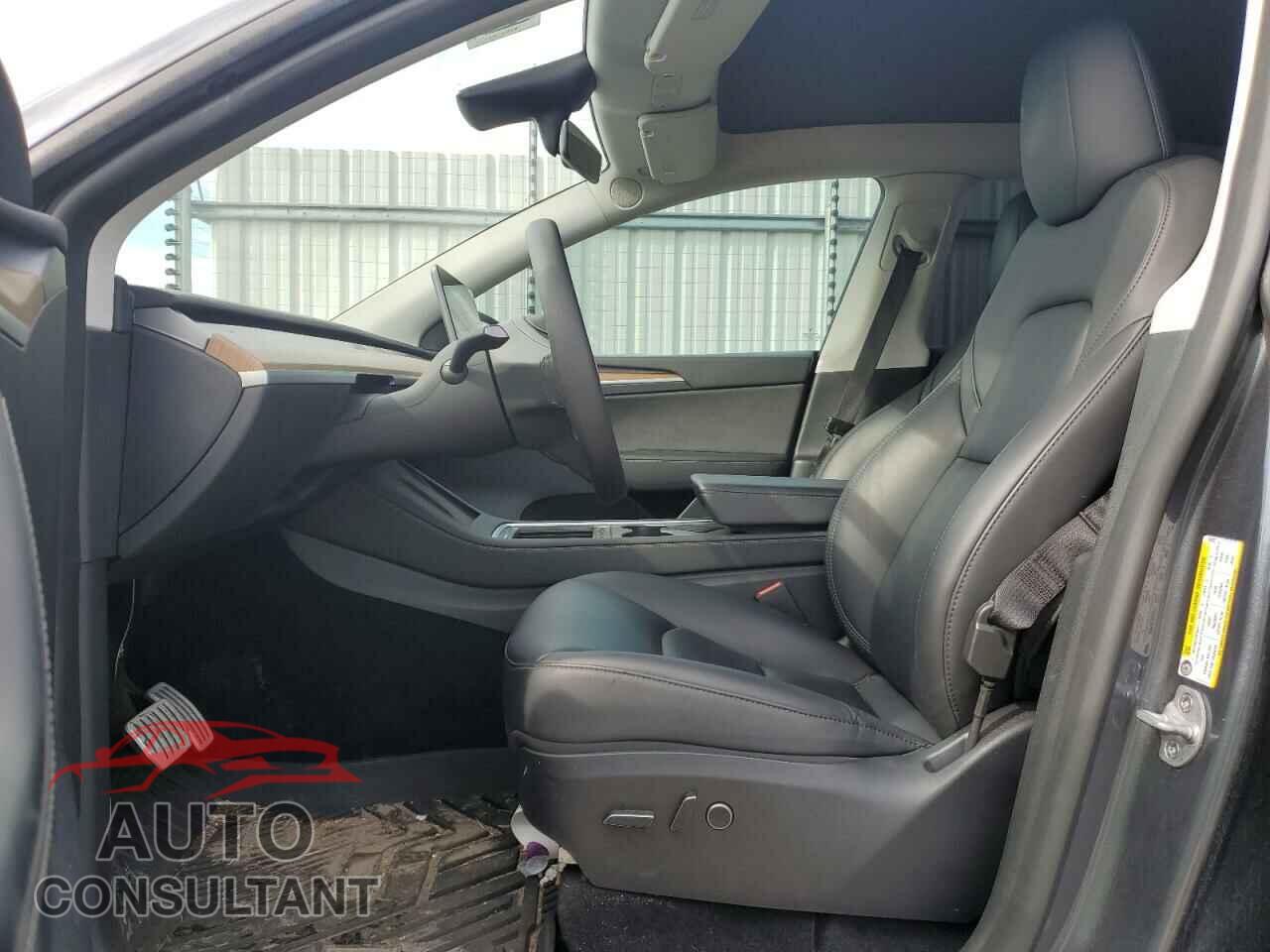 TESLA MODEL Y 2023 - 7SAYGDEF8PF762932