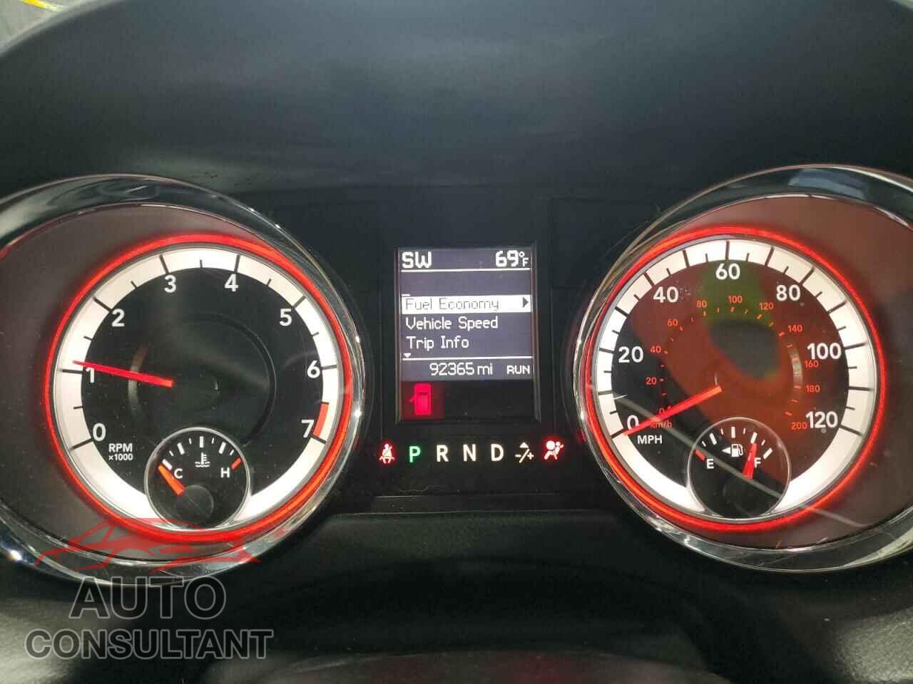 DODGE CARAVAN 2017 - 2C4RDGEG1HR808319