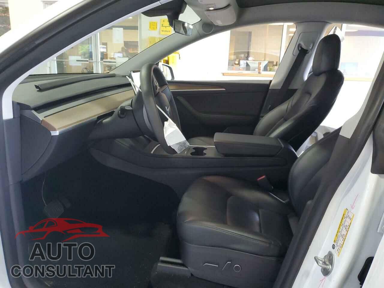 TESLA MODEL Y 2023 - 7SAYGAEE8PF589287