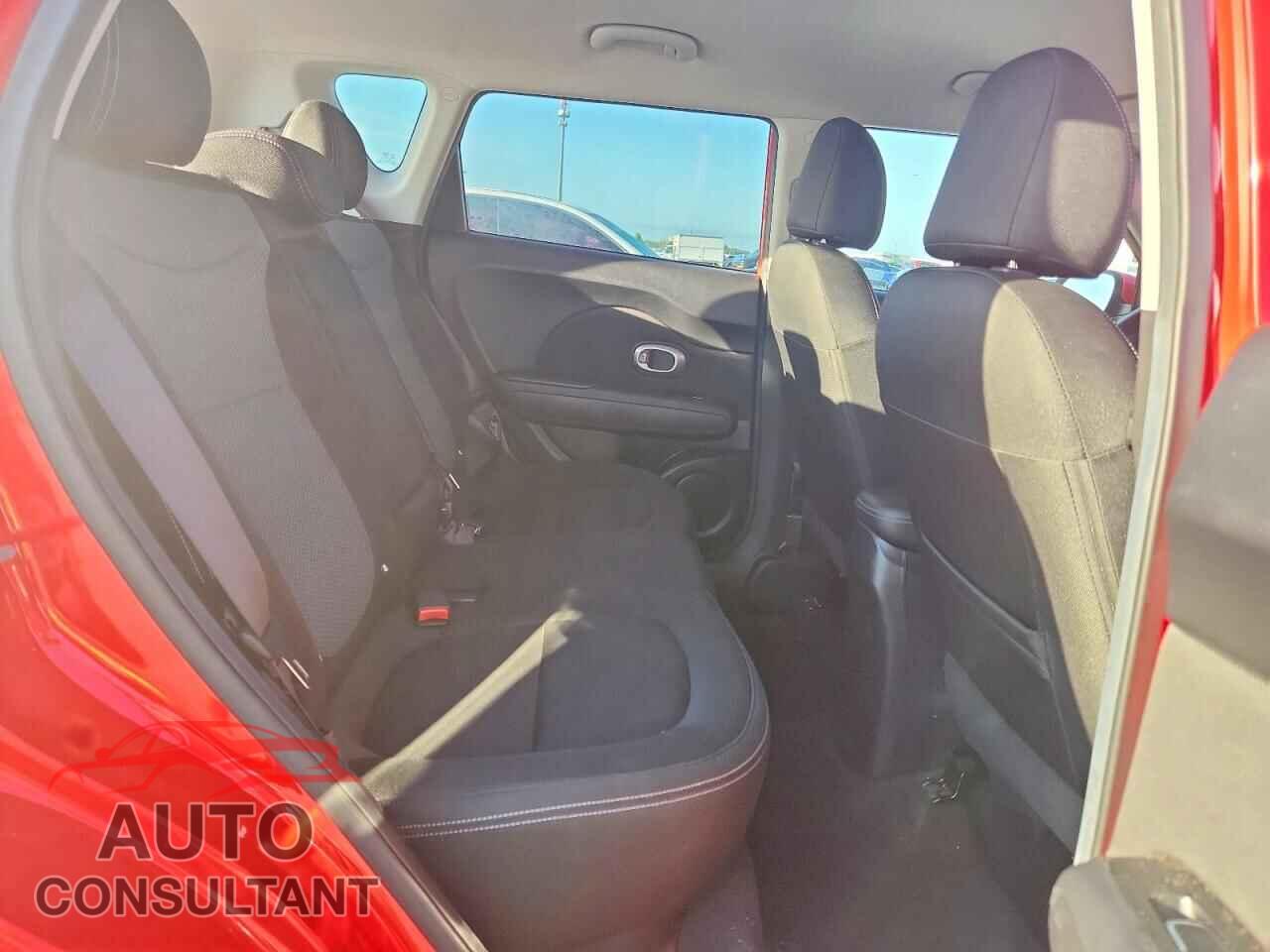 KIA SOUL 2017 - KNDJP3A56H7424104