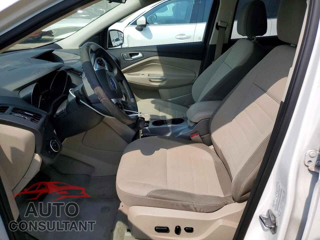 FORD ESCAPE 2015 - 1FMCU9GX7FUB64108