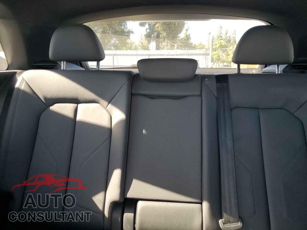 AUDI Q3 2020 - WA1DECF35L1027760