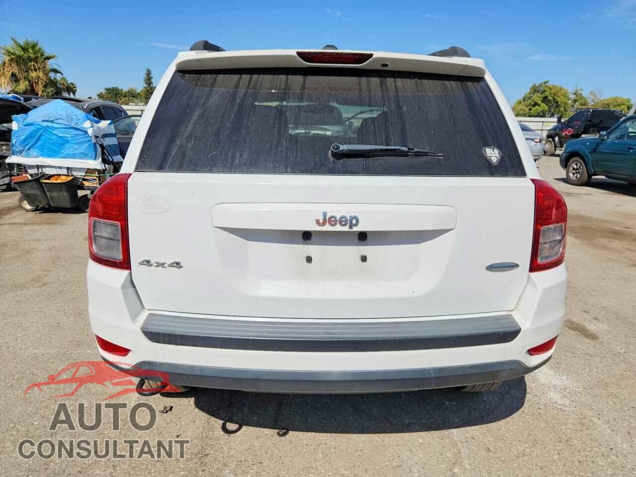 JEEP COMPASS 2011 - 1J4NF1FB2BD201679