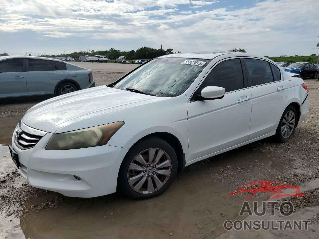HONDA ACCORD 2011 - 1HGCP3F76BA029192