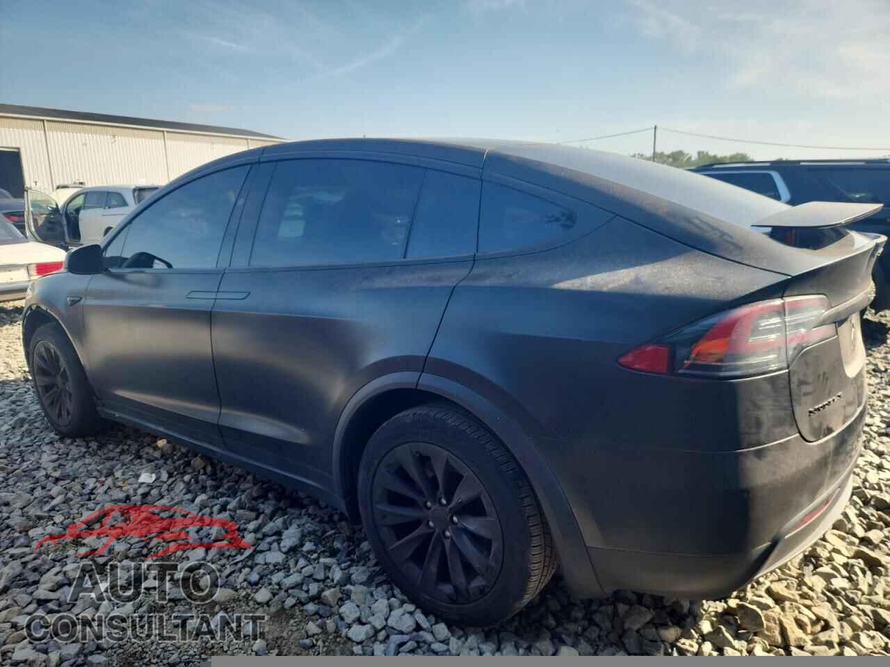 TESLA MODEL X 2017 - 5YJXCBE21HF070096
