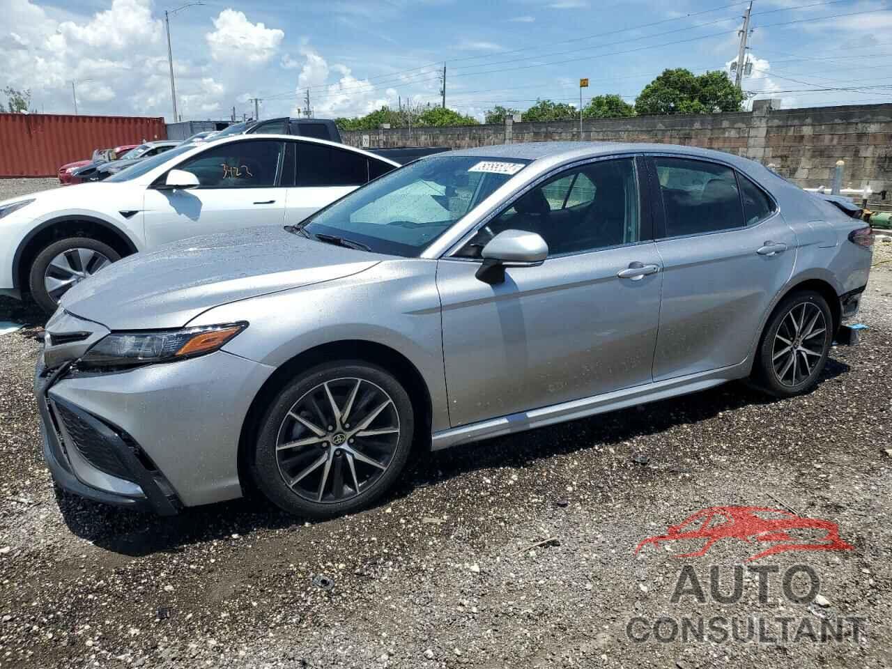 TOYOTA CAMRY 2023 - 4T1G11AK6PU725439