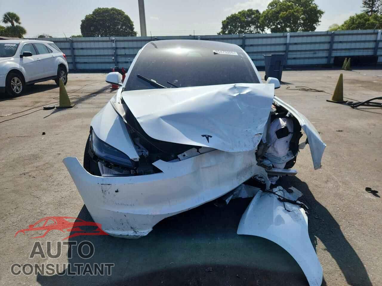 TESLA MODEL 3 2026 - 5YJ3E1EA2TF170064