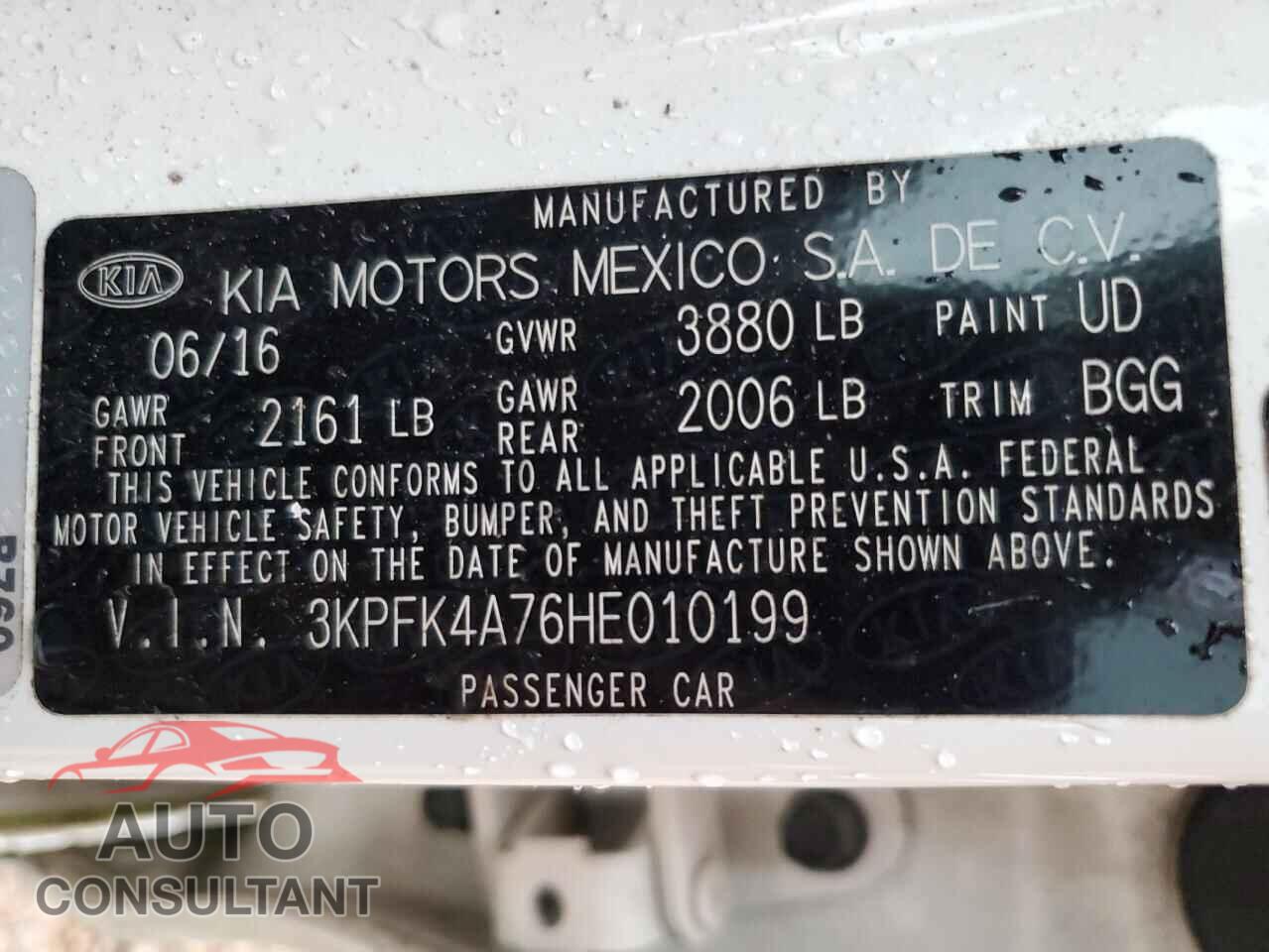 KIA FORTE 2017 - 3KPFK4A76HE010199
