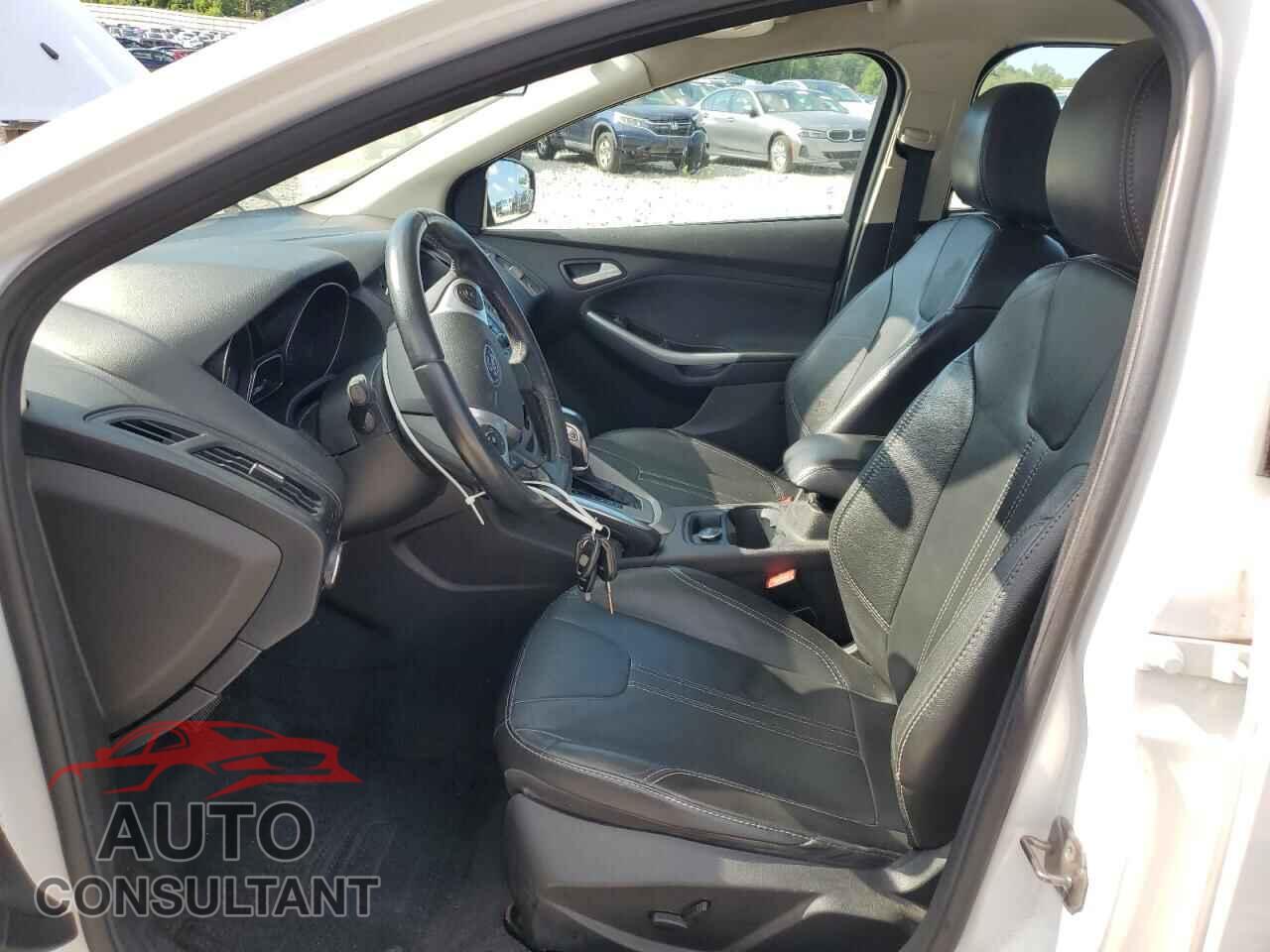 FORD FOCUS 2013 - 1FADP3F20DL342260