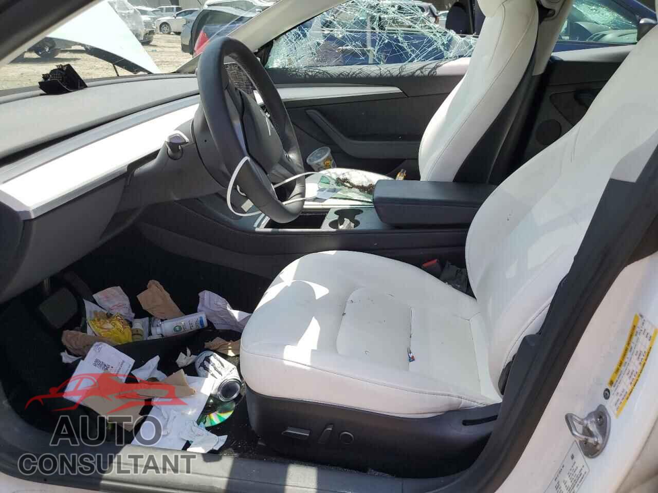TESLA MODEL 3 2022 - 5YJ3E1EB8NF114657