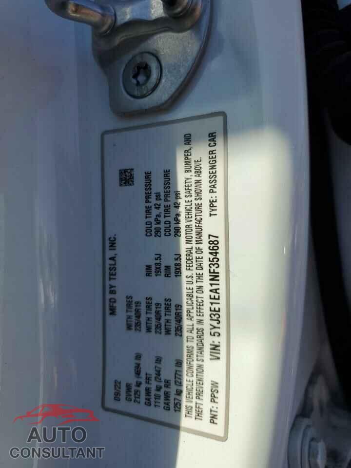 TESLA MODEL 3 2022 - 5YJ3E1EA1NF354687