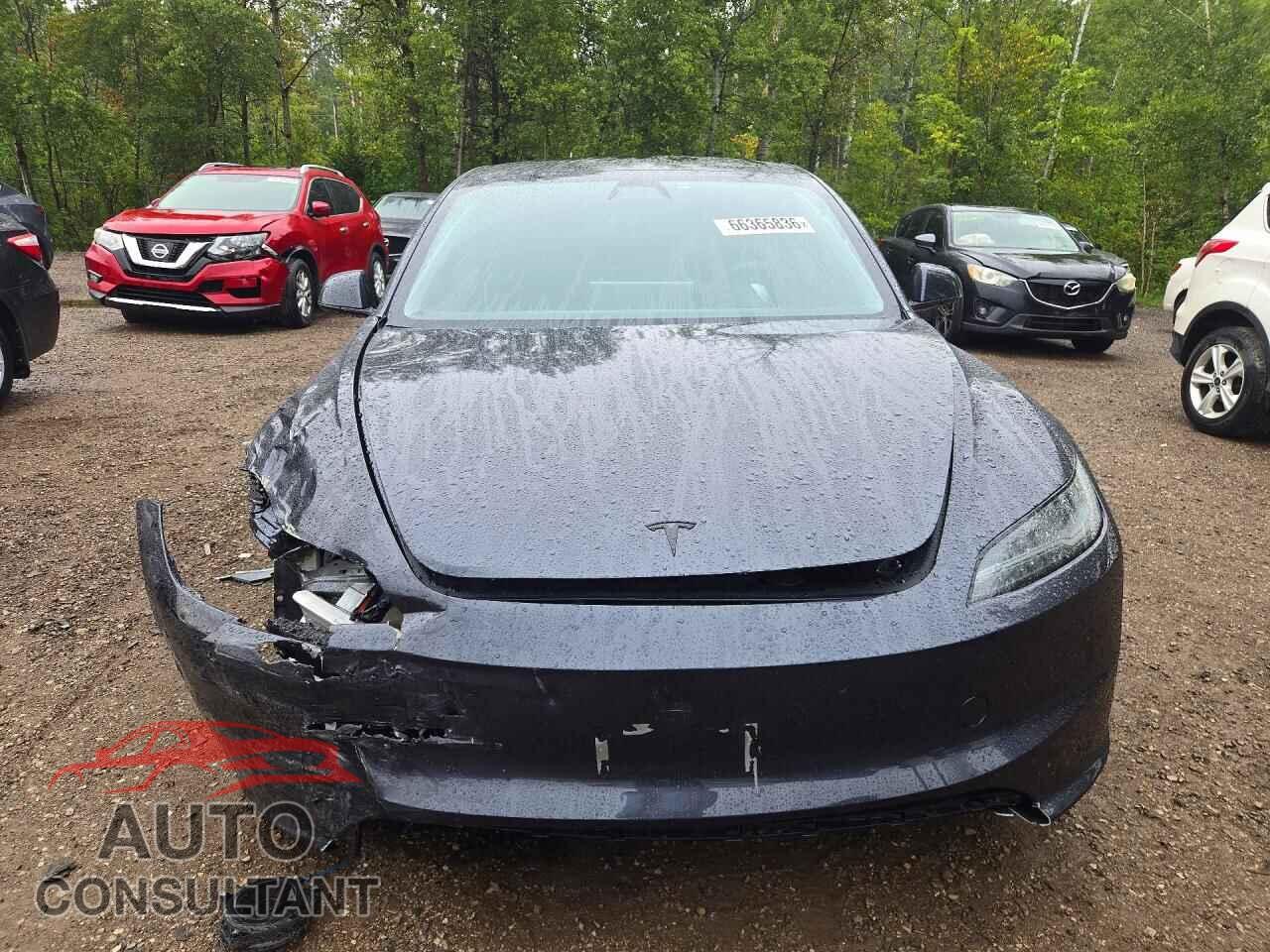 TESLA MODEL 3 2026 - LRW3E7FA5TC837687