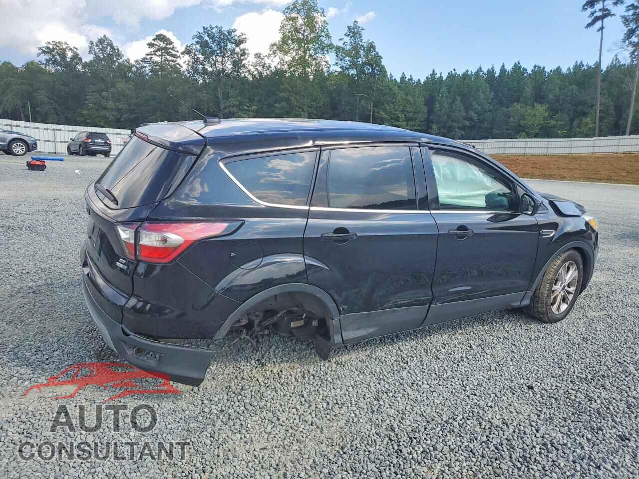 FORD ESCAPE 2017 - 1FMCU9GD8HUD17040