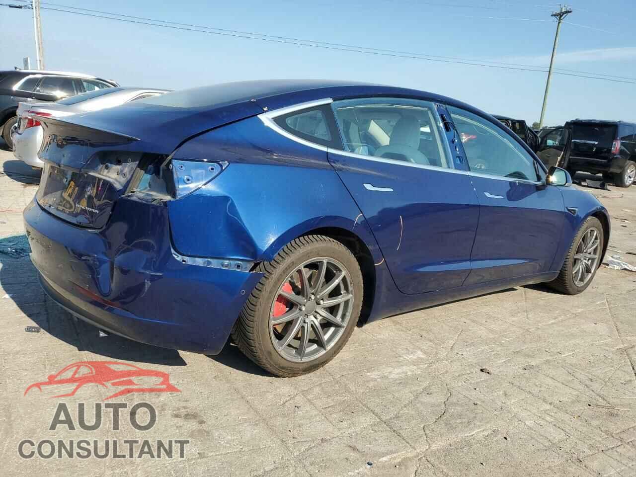 TESLA MODEL 3 2018 - 5YJ3E1EBXJF055699
