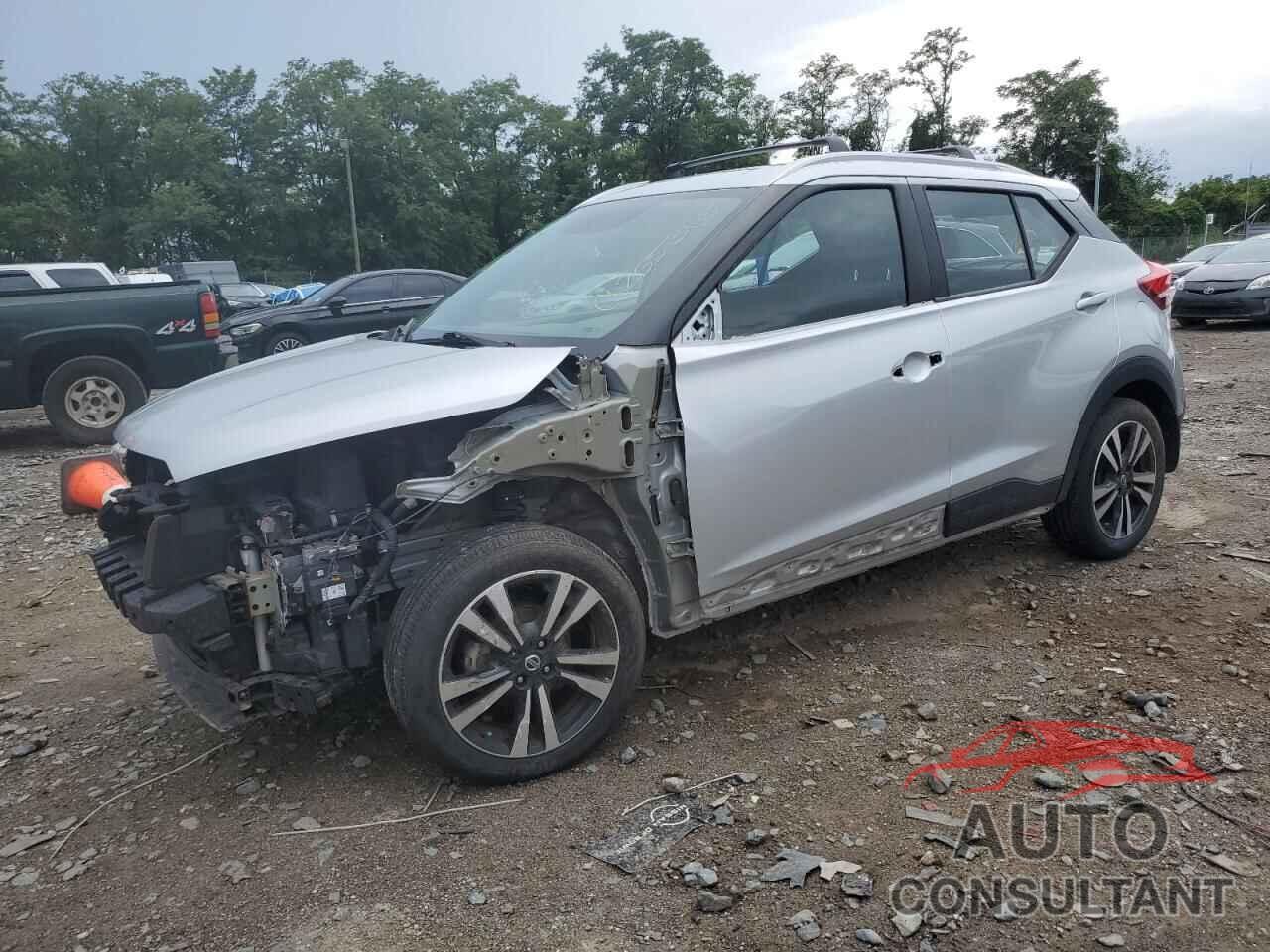 NISSAN KICKS 2018 - 3N1CP5CU4JL498215