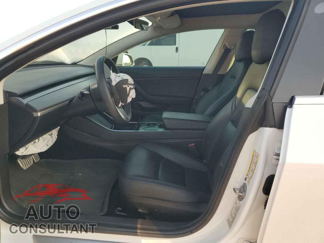 TESLA MODEL 3 2020 - 5YJ3E1EC2LF802143