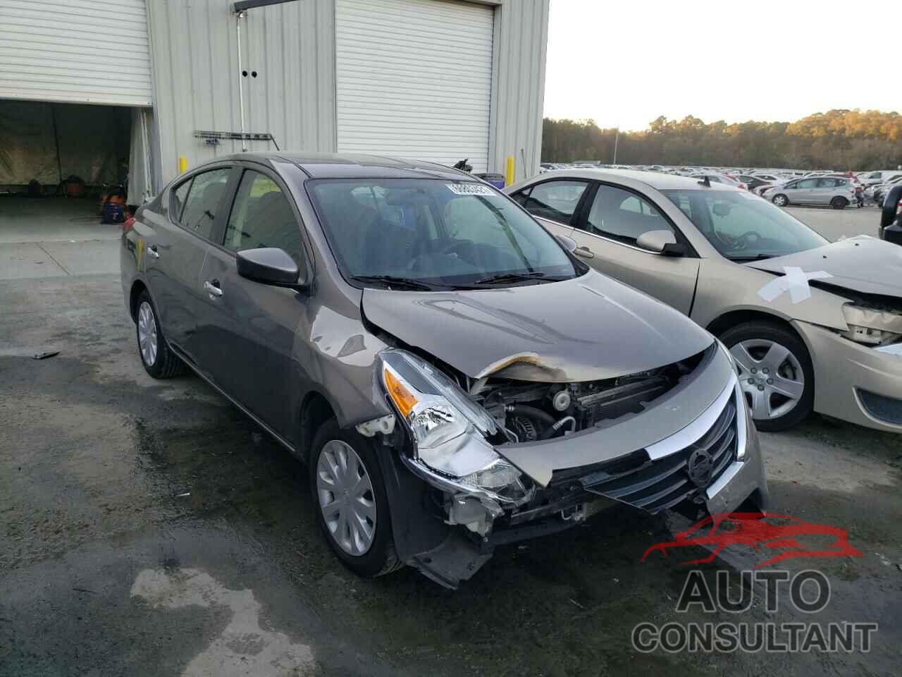 NISSAN VERSA 2017 - 3N1CN7AP1HK415841