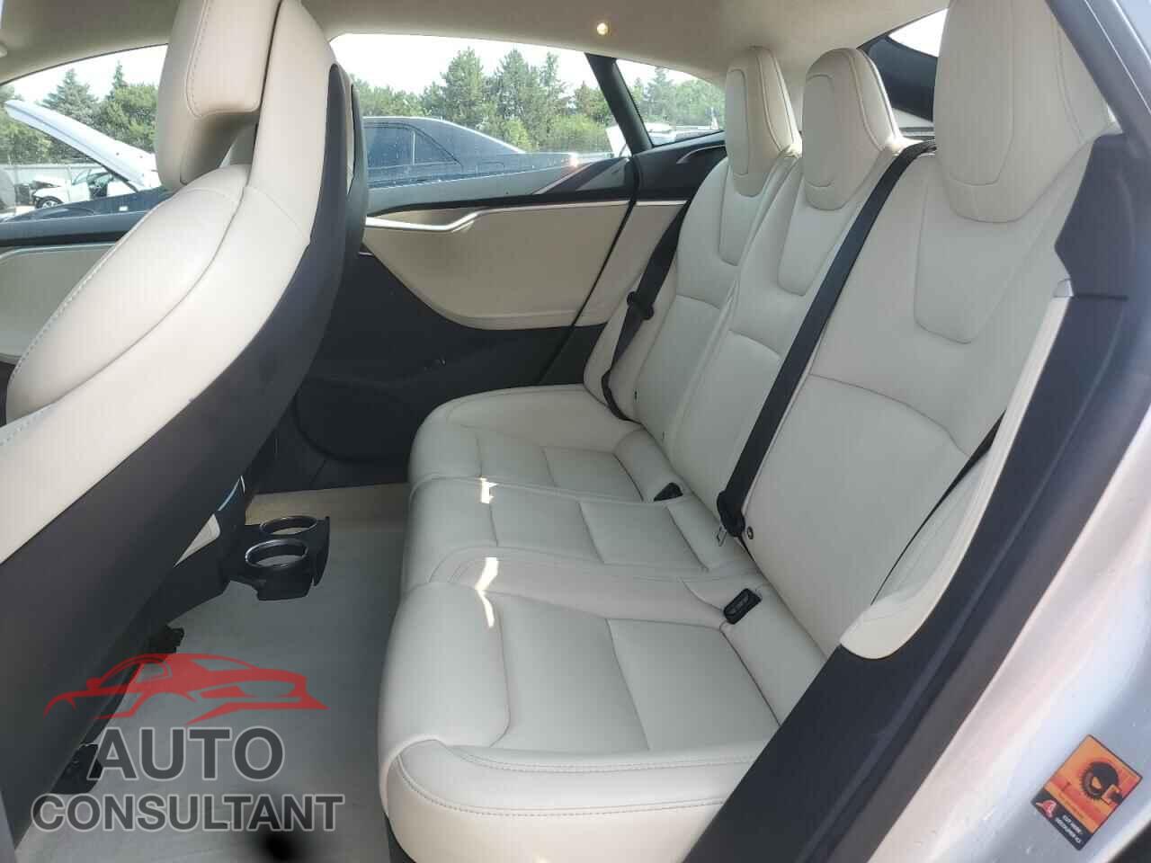 TESLA MODEL S 2017 - 5YJSA1E25HF207342
