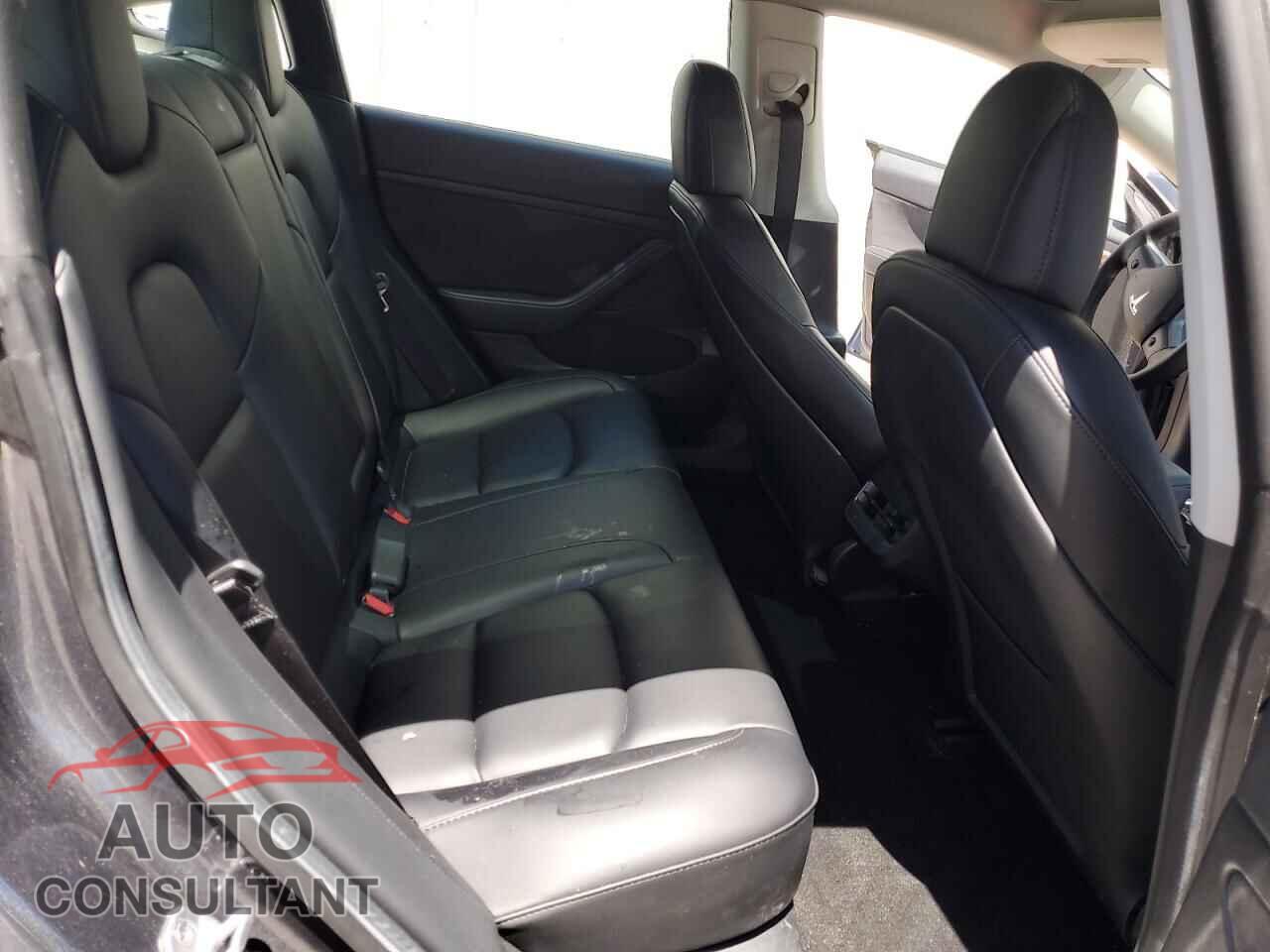 TESLA MODEL 3 2023 - 5YJ3E1EA1PF451164