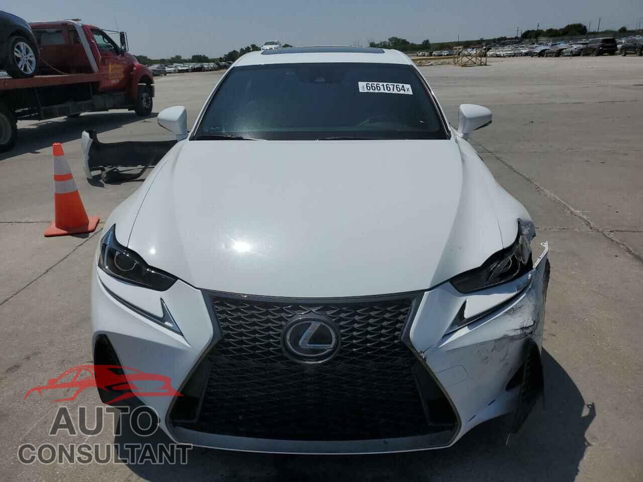 LEXUS IS 2017 - JTHBA1D24H5046399