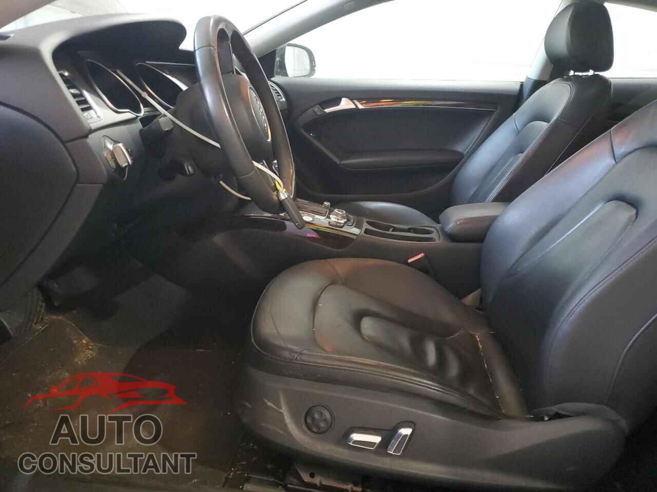 AUDI A5 2013 - WAULFAFR6DA057002