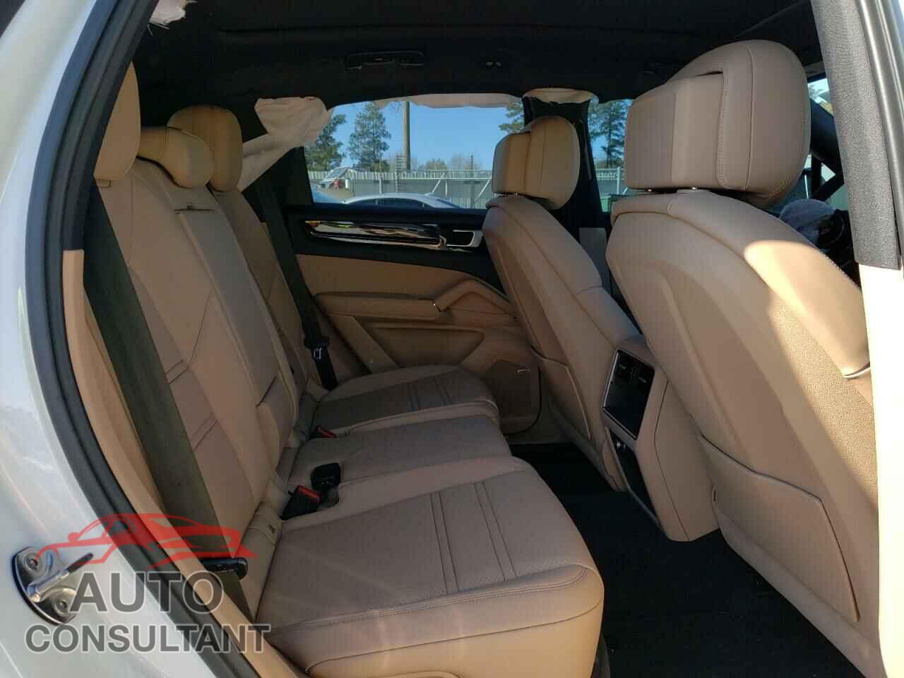 PORSCHE CAYENNE 2020 - WP1AA2AYXLDA00276