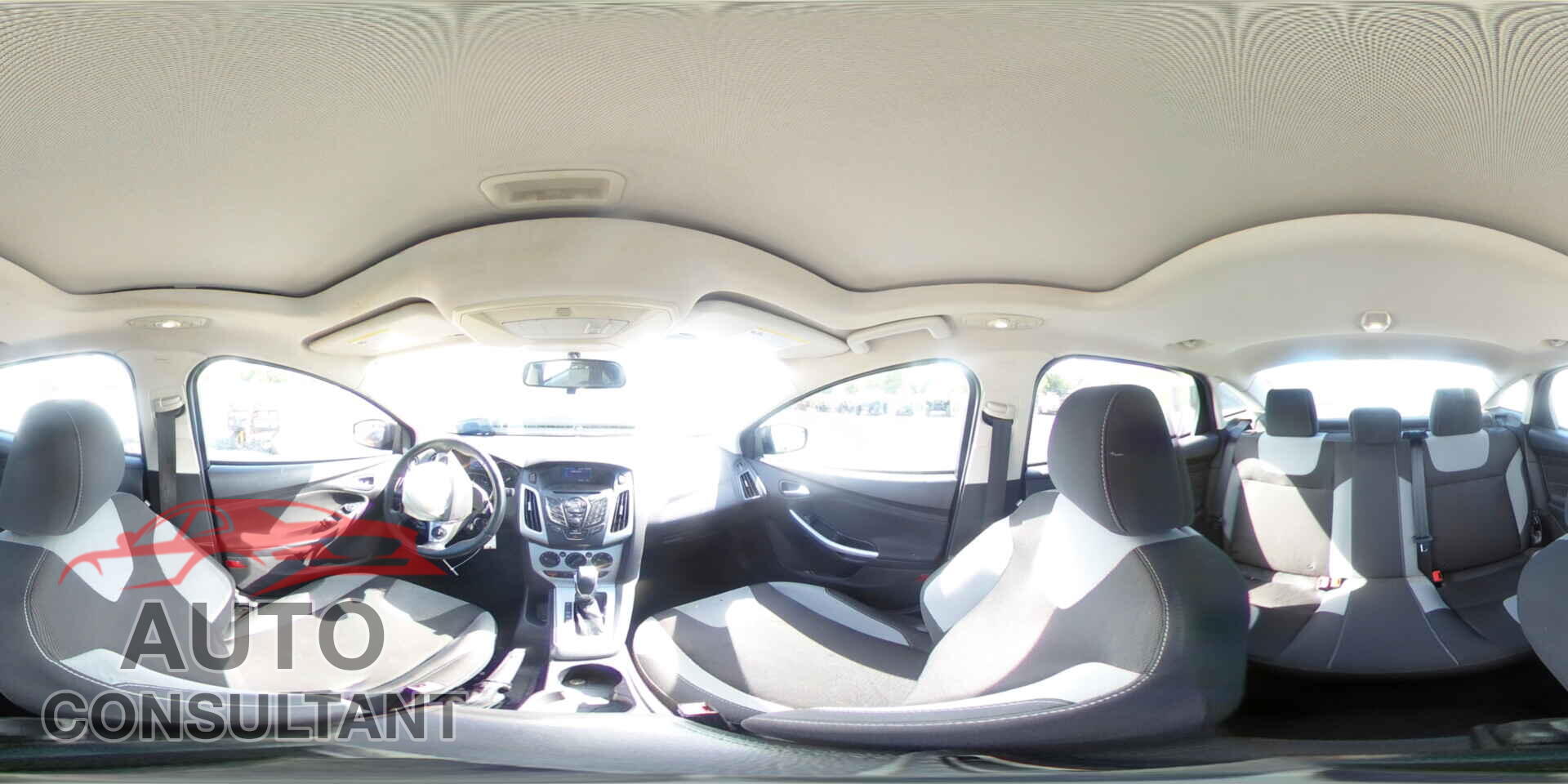 FORD FOCUS 2012 - 1FAHP3F22CL402135