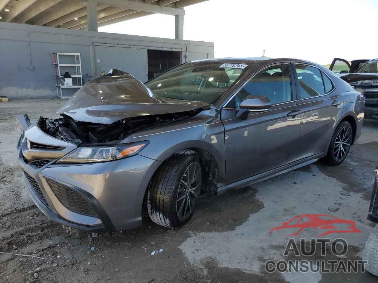 TOYOTA CAMRY 2021 - 4T1T11AK0MU593479
