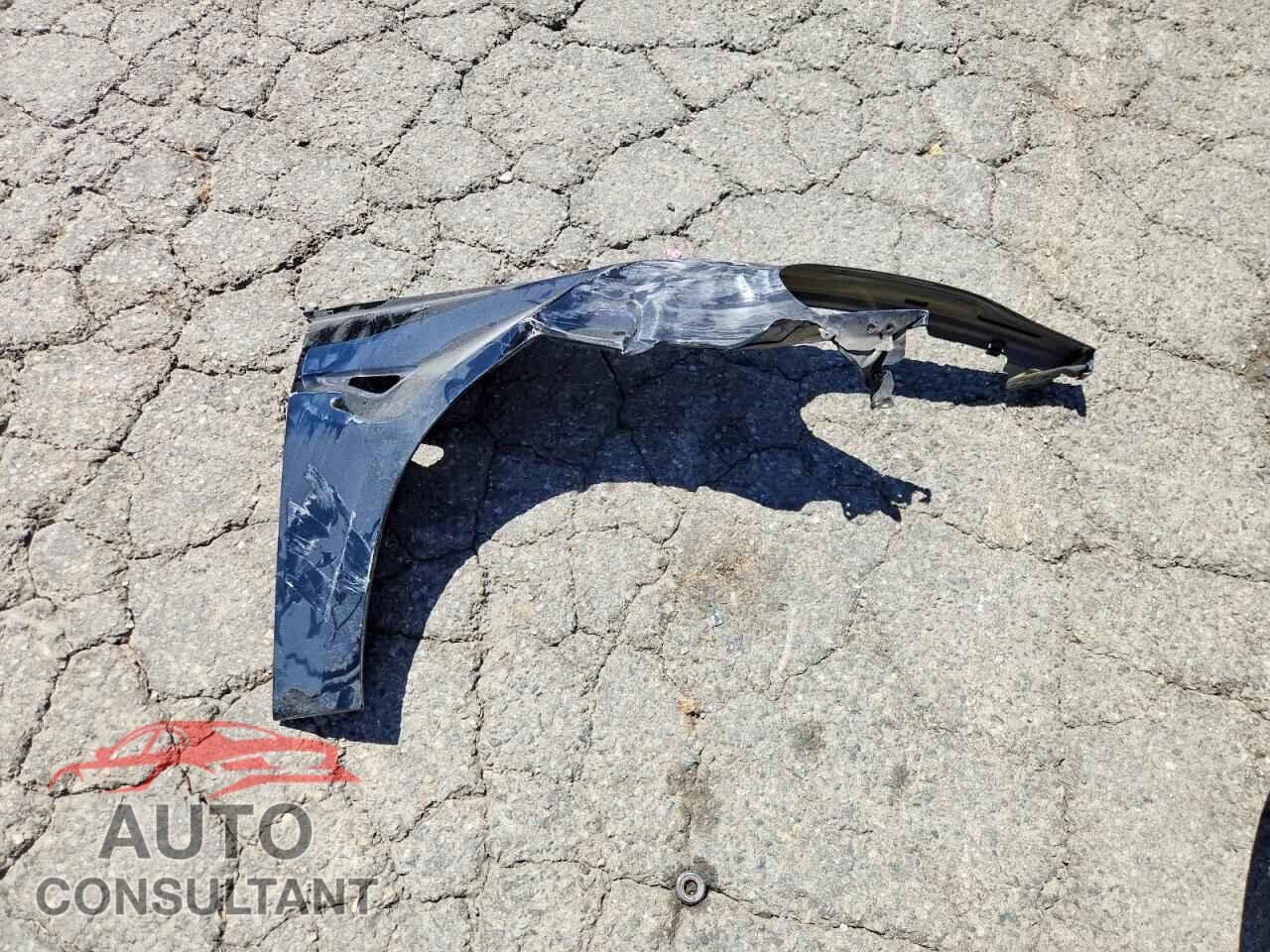 TESLA MODEL 3 2019 - 5YJ3E1EB7KF418459