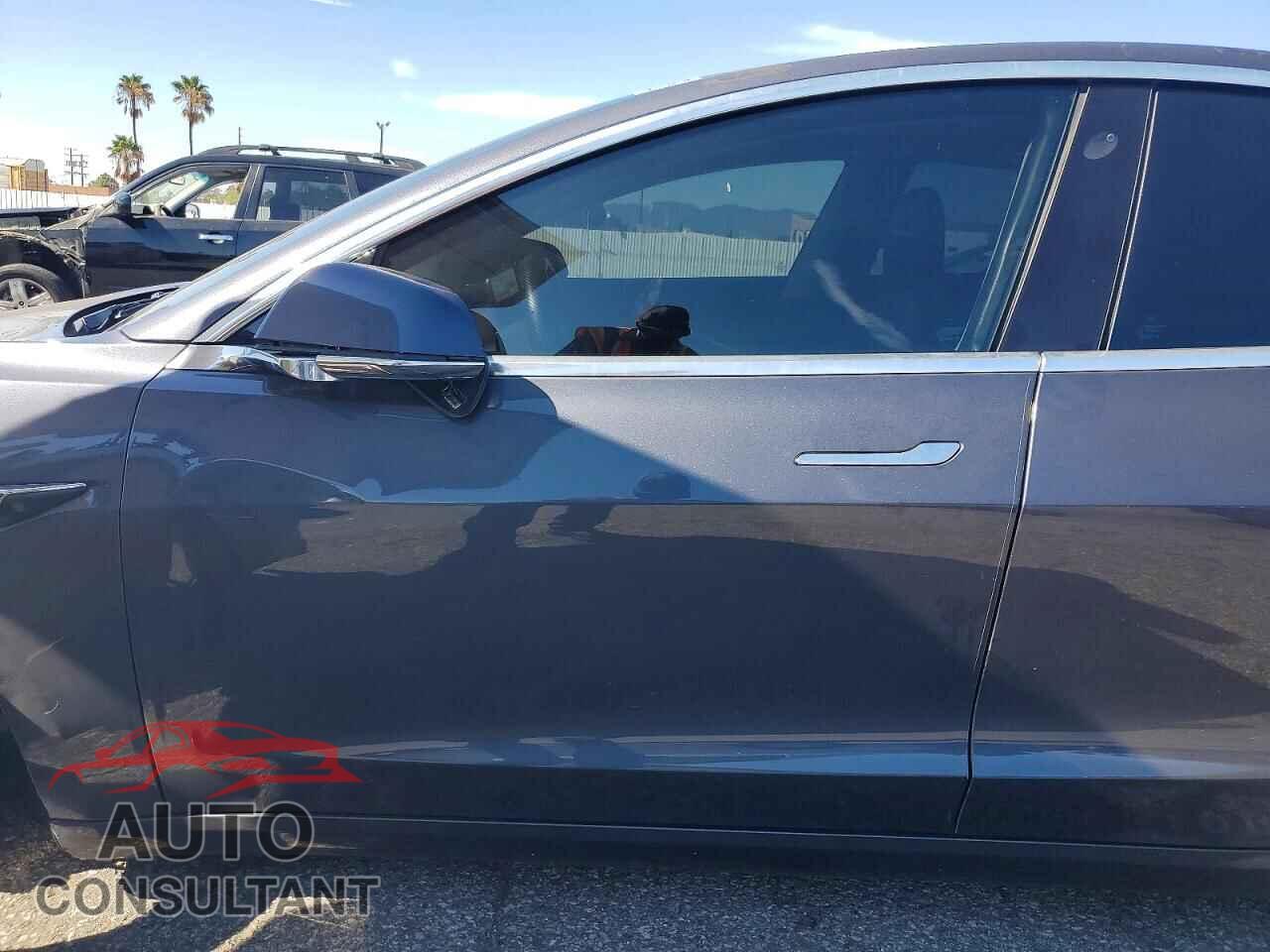 TESLA MODEL 3 2020 - 5YJ3E1EB7LF712025