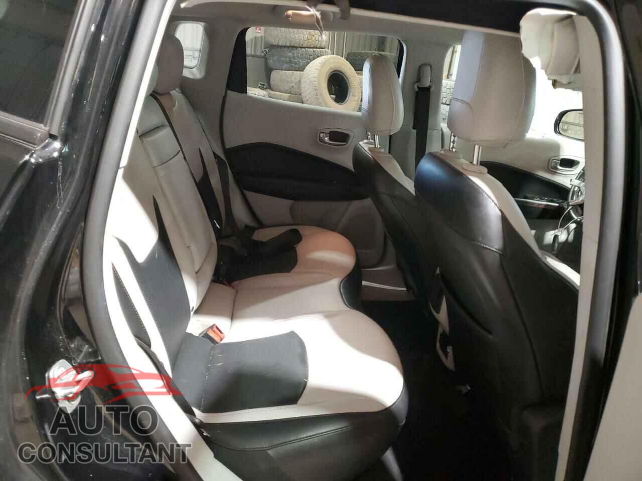 JEEP COMPASS 2019 - 3C4NJCCB2KT836416