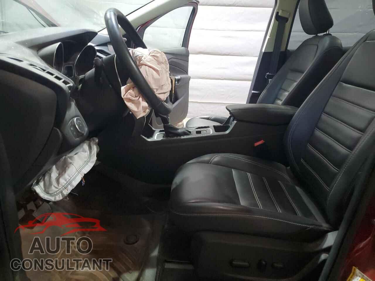FORD ESCAPE 2019 - 1FMCU9HD9KUB41783