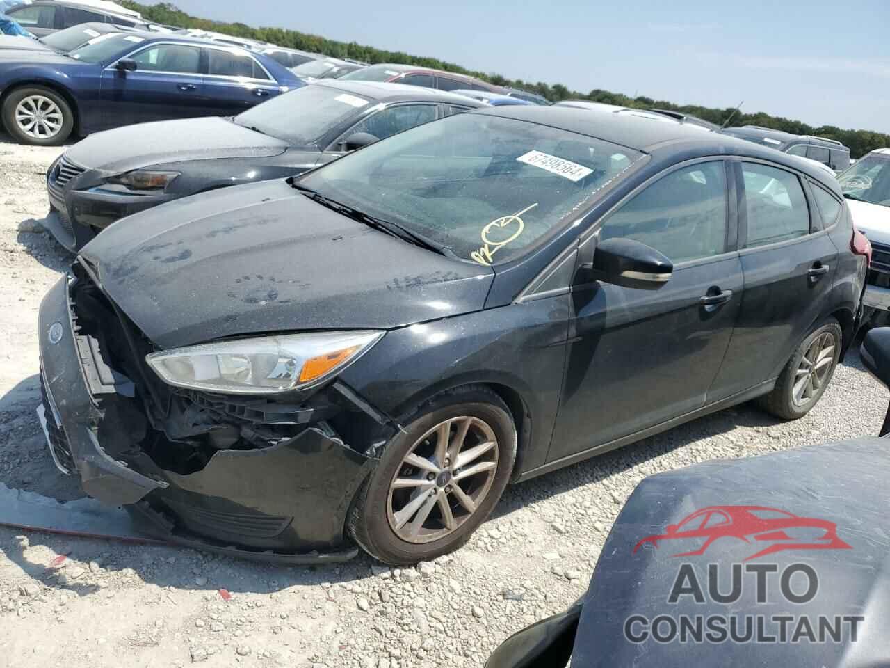 FORD FOCUS 2017 - 1FADP3K28HL284183