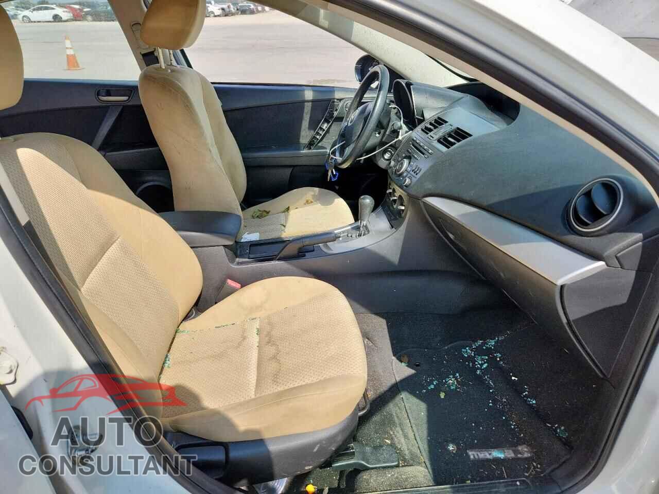MAZDA 3 2012 - JM1BL1UG2C1506067