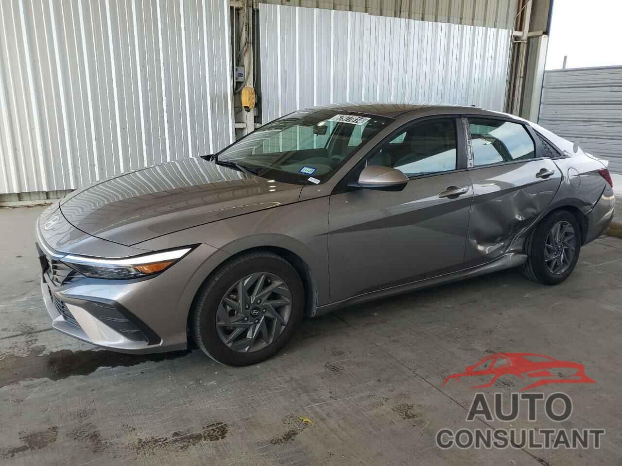 HYUNDAI ELANTRA 2024 - KMHLM4DG8RU672129