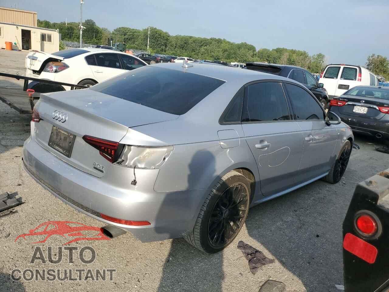 AUDI A4 2018 - WAUDNAF44JA095528