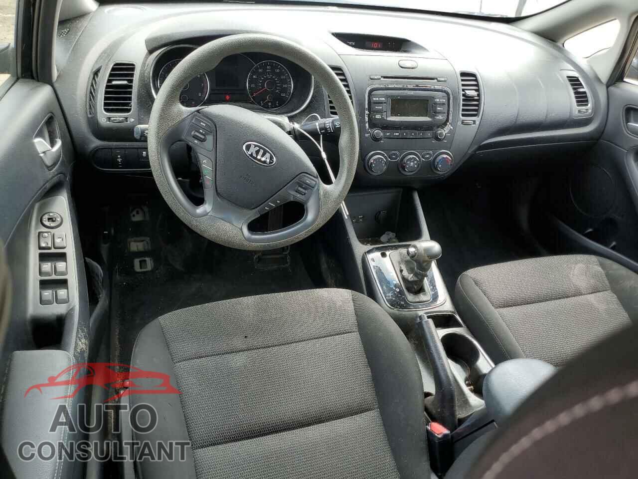 KIA FORTE 2017 - 3KPFK4A71HE064204