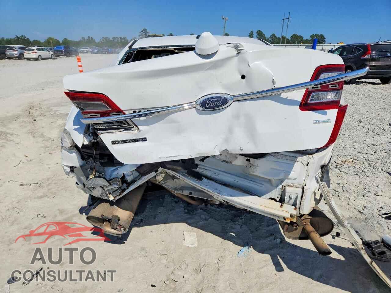FORD TAURUS 2016 - 1FAHP2MT2GG136779