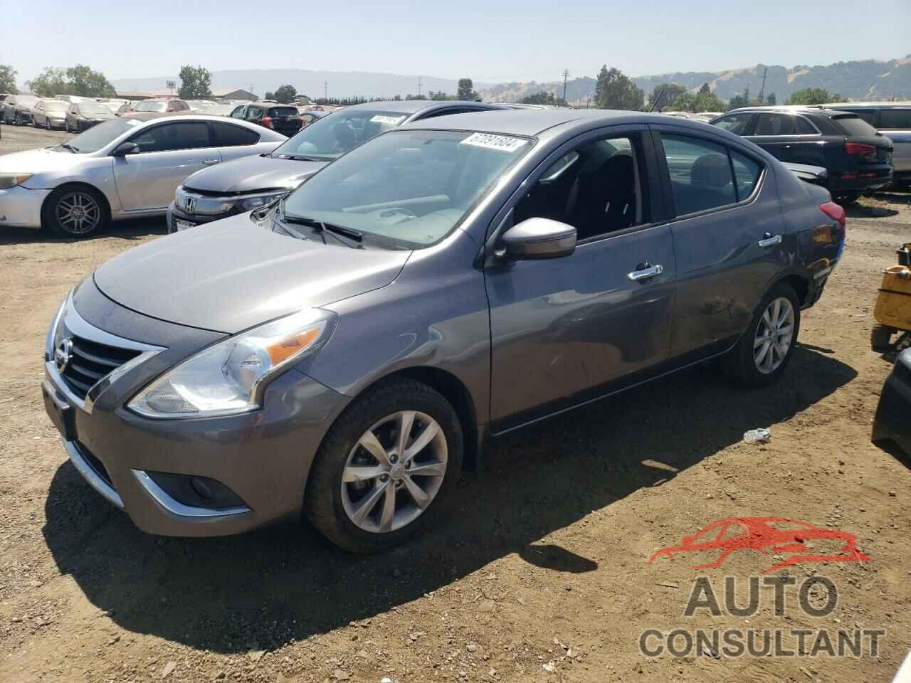 NISSAN VERSA 2017 - 3N1CN7AP8HL820363